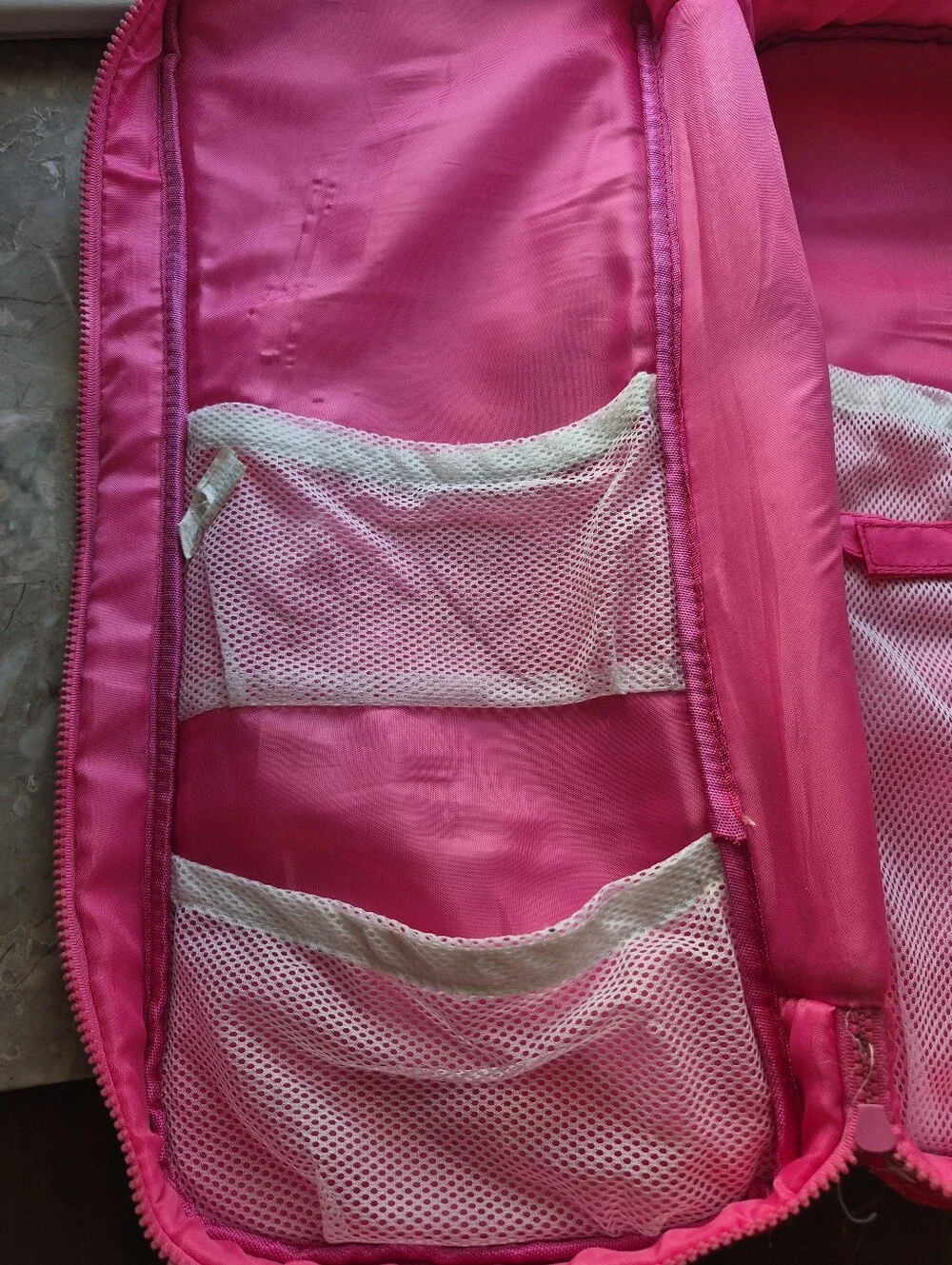 N/A bright pink